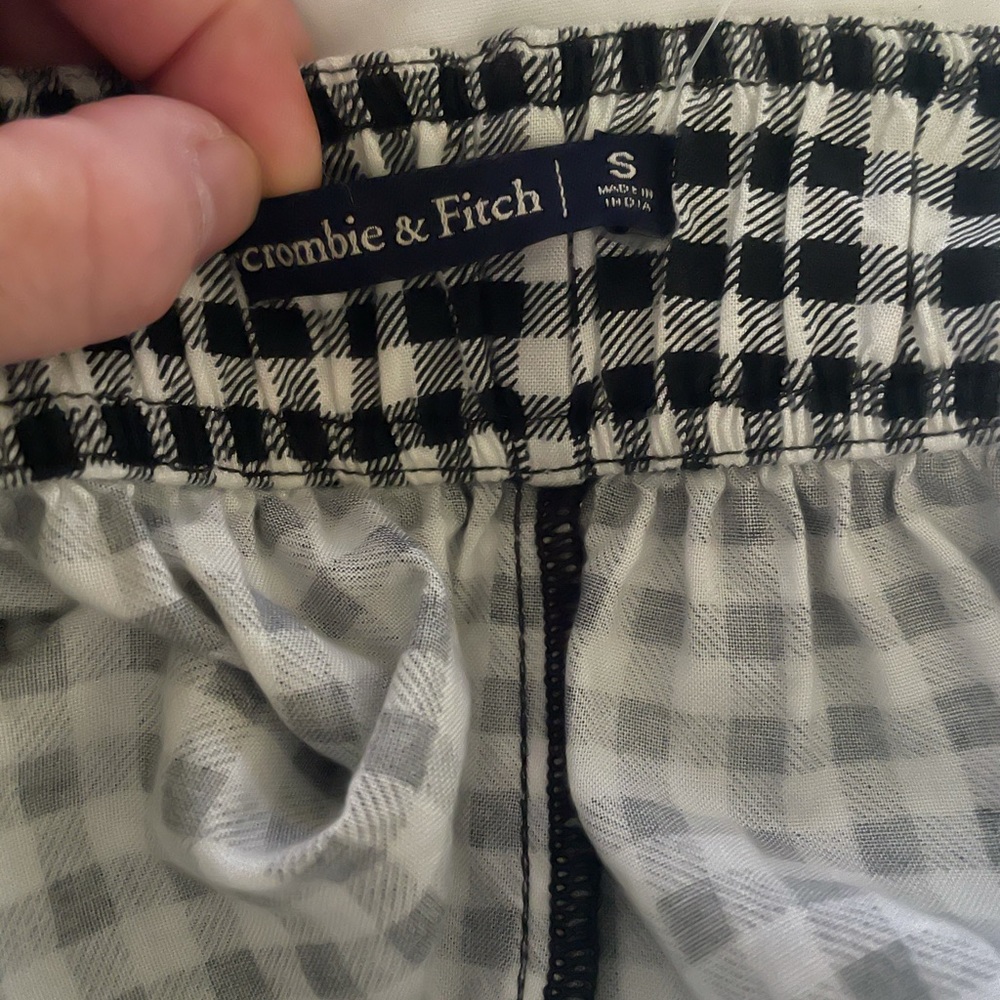 A&F gingham skort - Picture 3 of 4